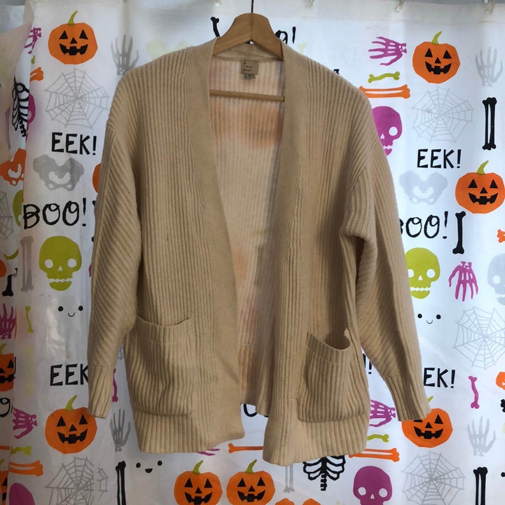 EUC A NEW DAY GARDIGAN CREAM WHITE open versatile pockets comfy cozy sweater s